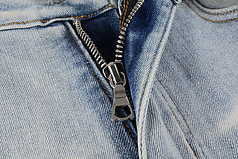 848 Amiri Jeans