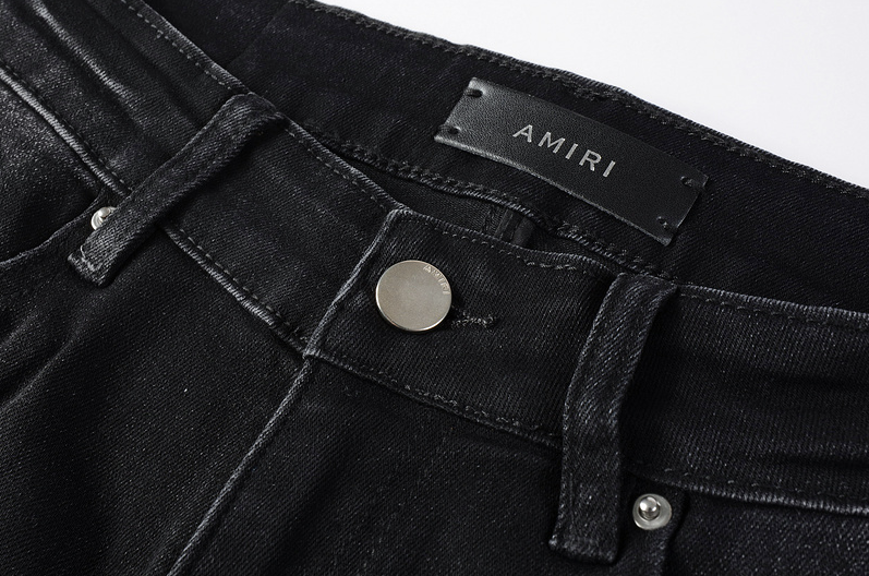 8823 Amiri Jeans