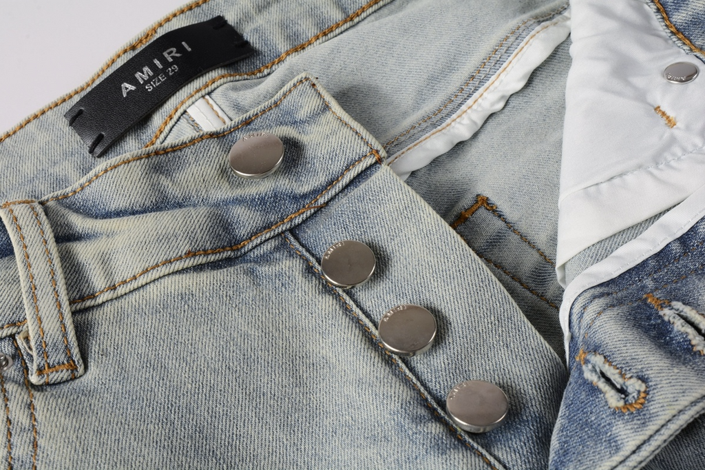 8885 Amiri Jeans