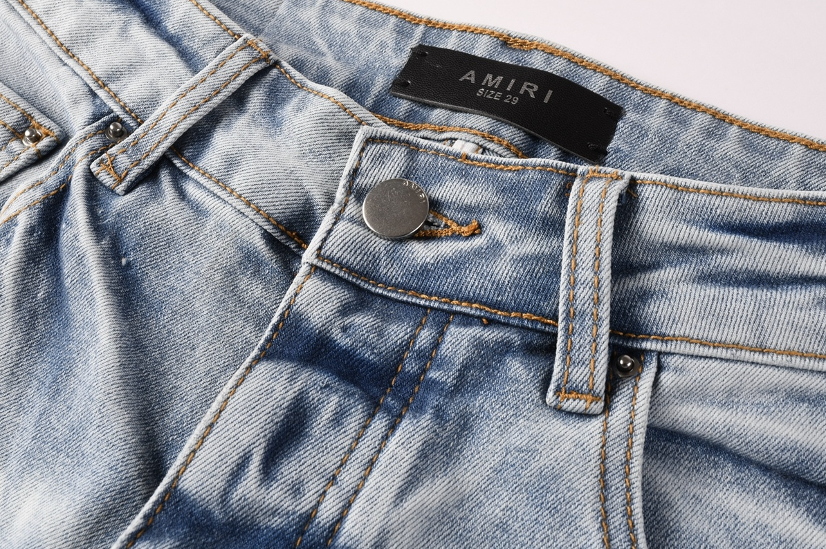 8920 Amiri Jeans