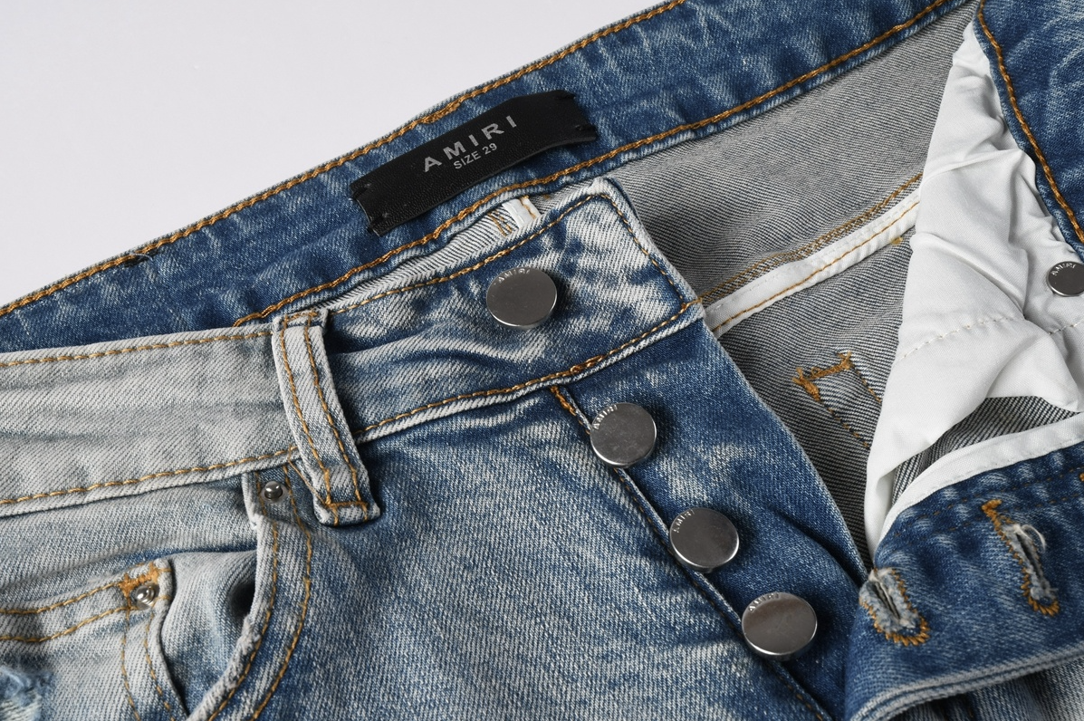 8933 Amiri Jeans
