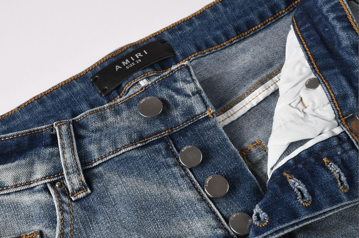 8936 Amiri Jeans
