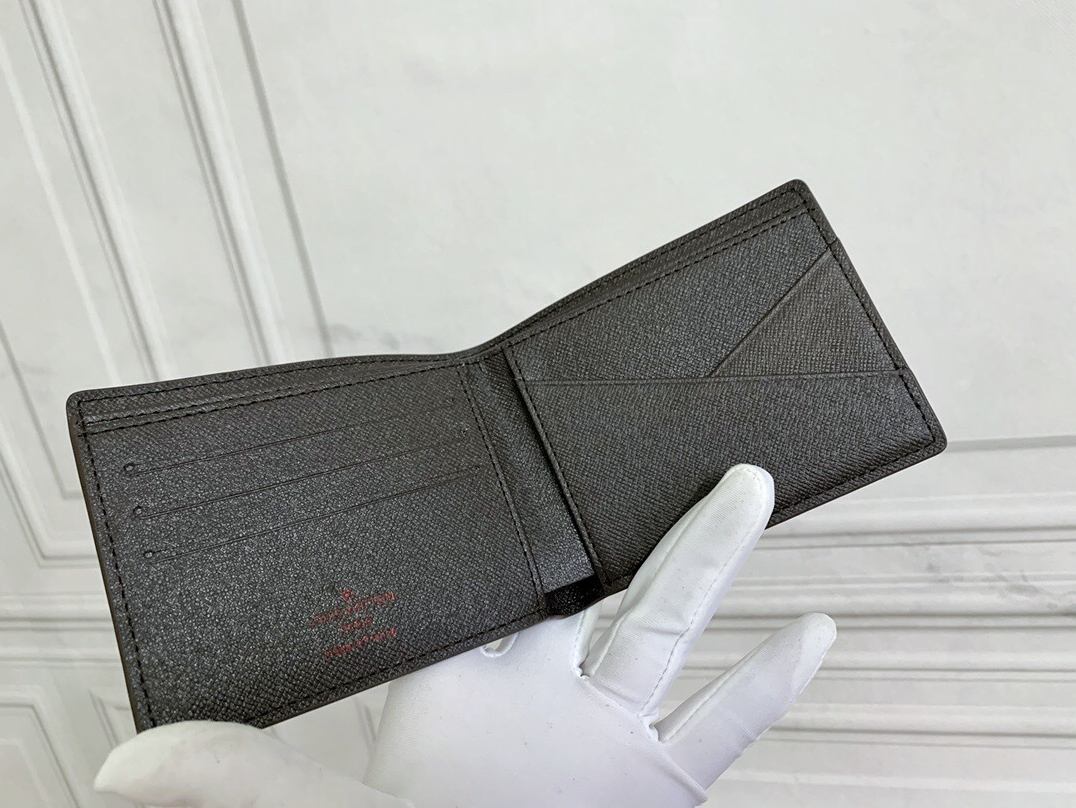 M60893 LV Wallet