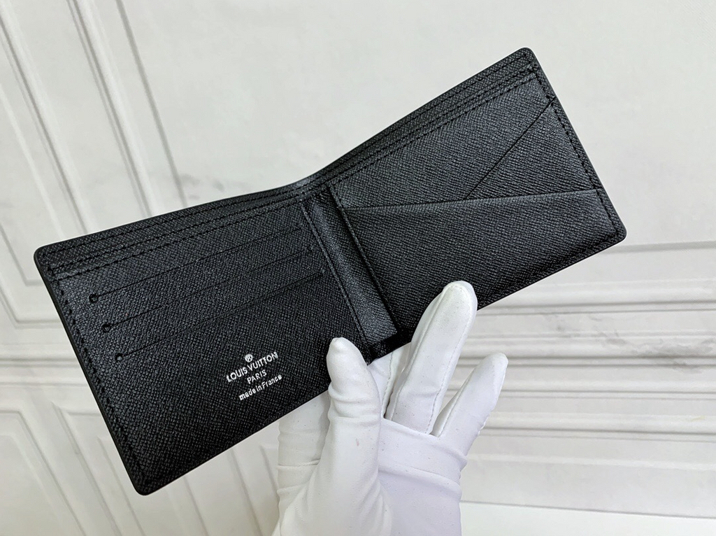 M60892 LV Wallet