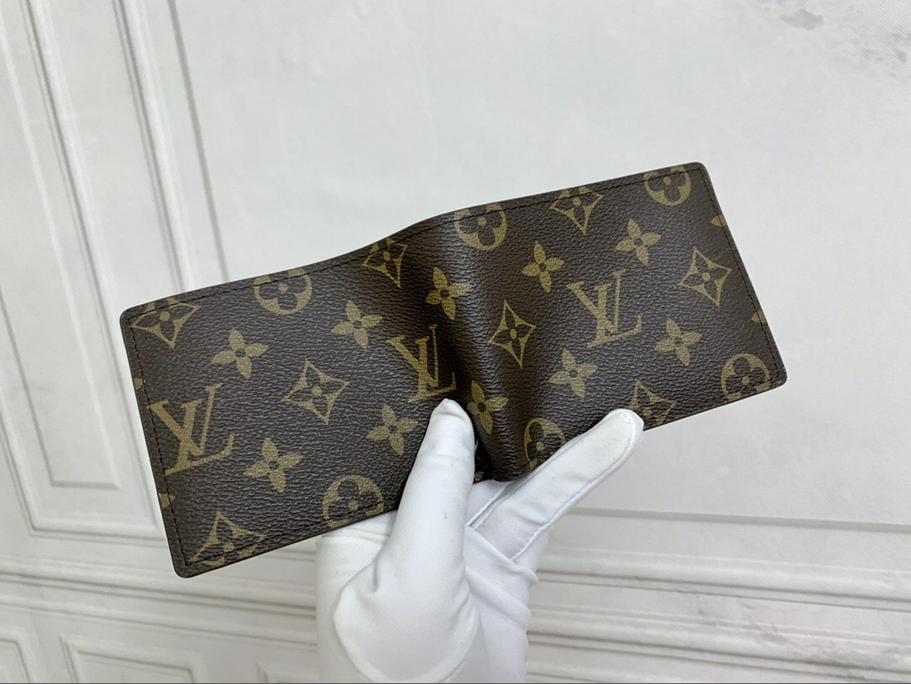 M60890 LV Wallet