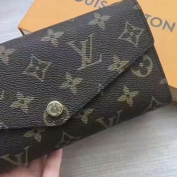 M60531 LV Wallet