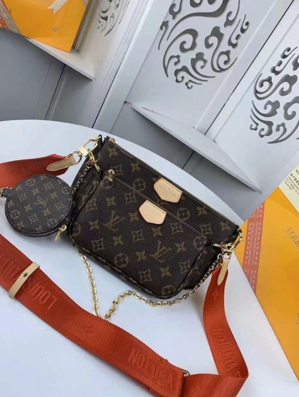 44822 LV Purse Red Strap