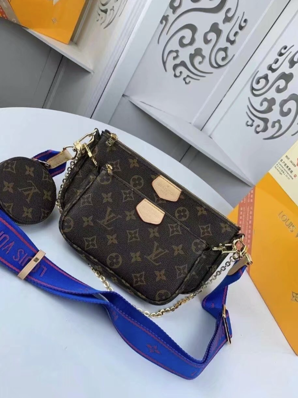 44821 LV Purse Blue Strap