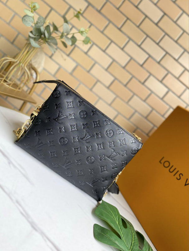 57790 Coussin LV Purse Black