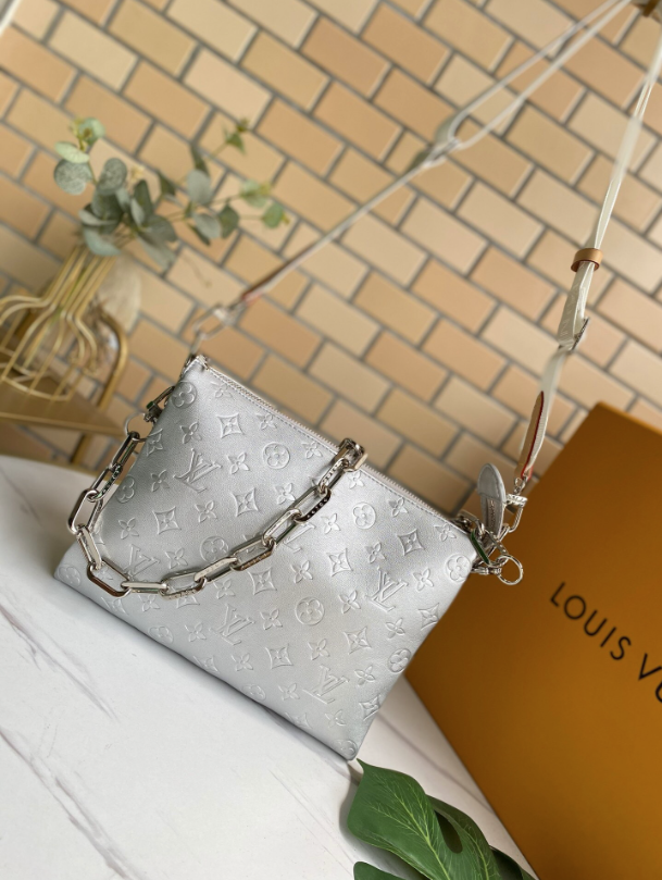 57789 Coussin LV Purse Silver