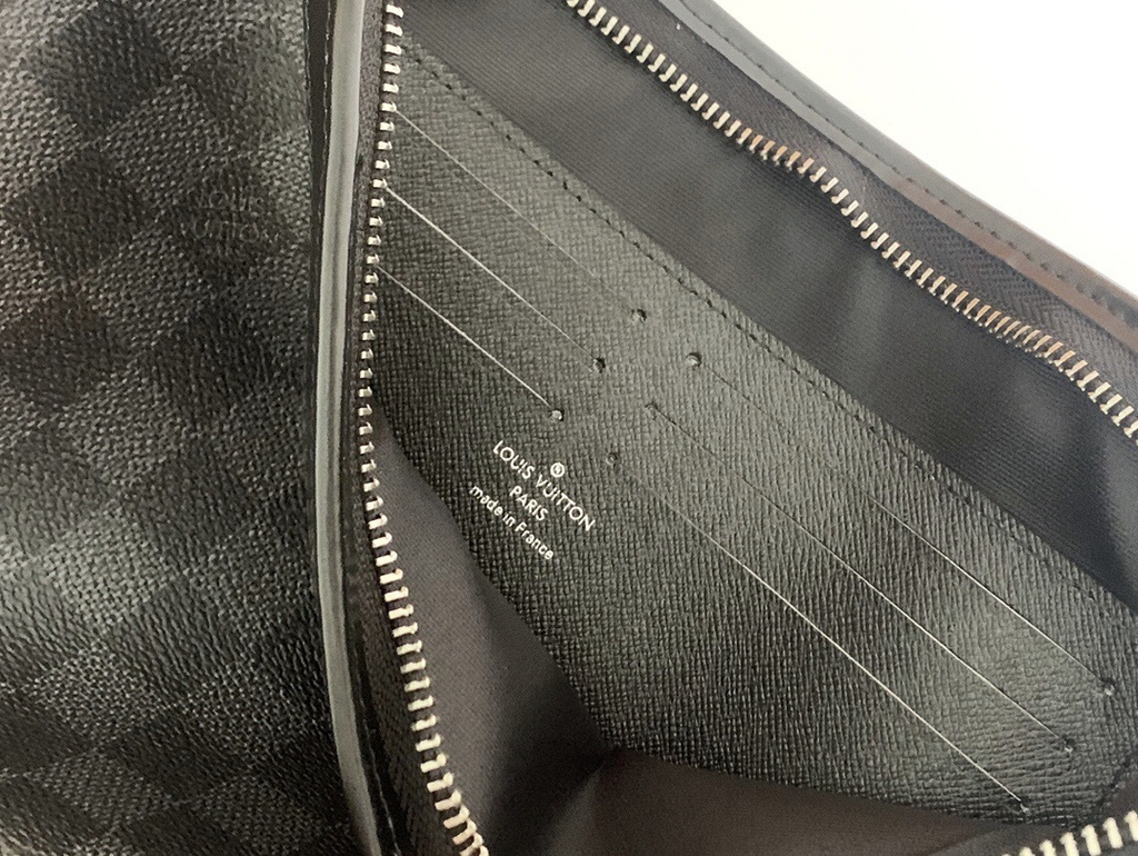 1001 Pochette Voyage LV Bag