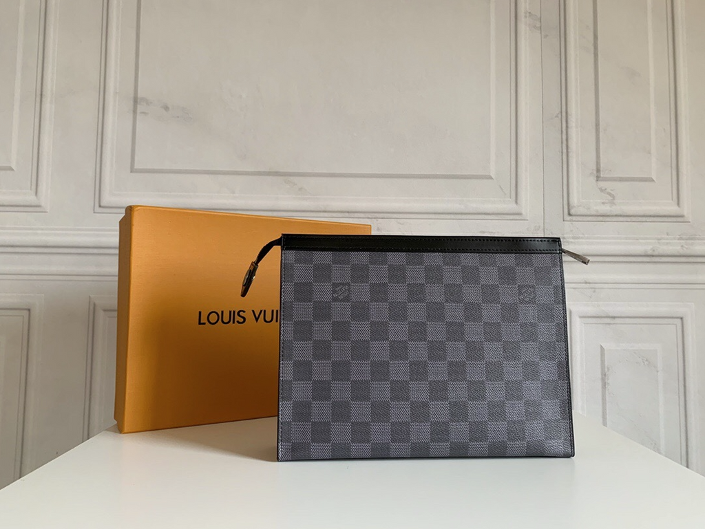 1003 Pochette Voyage LV Bag