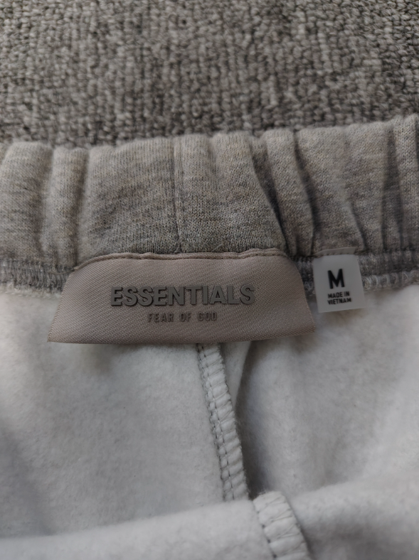 # ESS17 Essentials Brand Pants