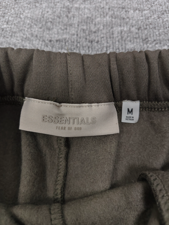 # ESS22 Essentials Brand Pants