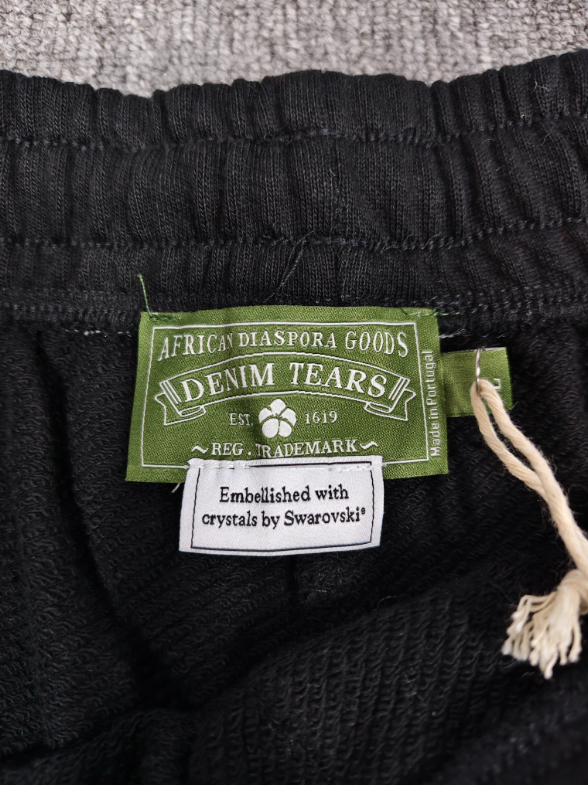 # DT1032 Denim Brand Shorts