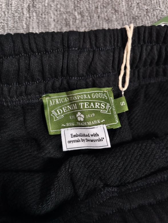 # DT1034 Denim Brand Shorts