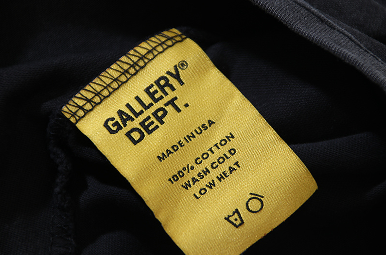 # 8018 Gallery Dept Brand Shirt