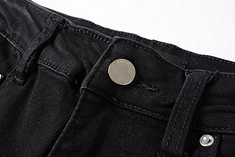 817 Amiri Jeans