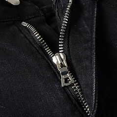 881 Amiri Jeans