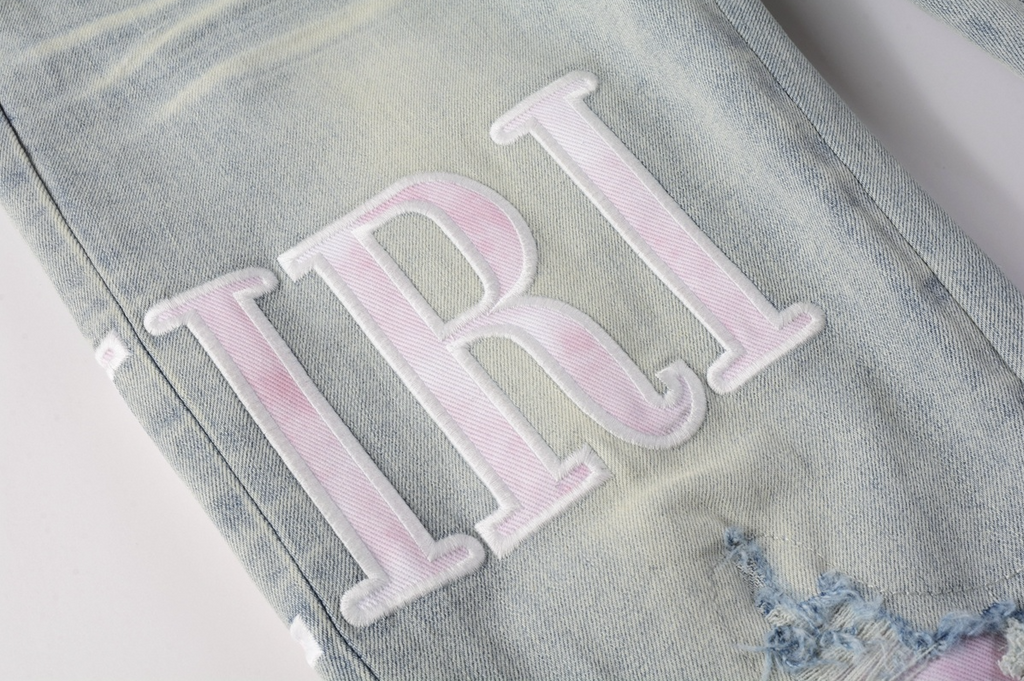 8885 Amiri Jeans