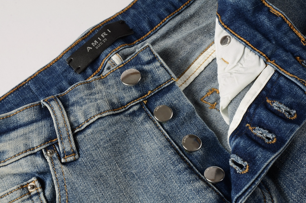 8898 Amiri Jeans