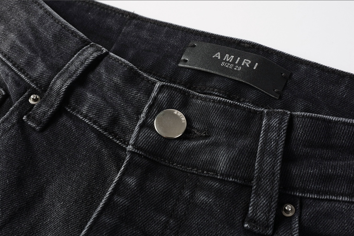 8903 Amiri Jeans