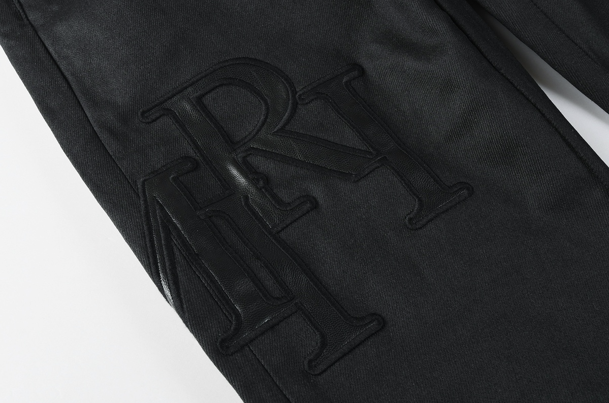 8918 Amiri Jeans