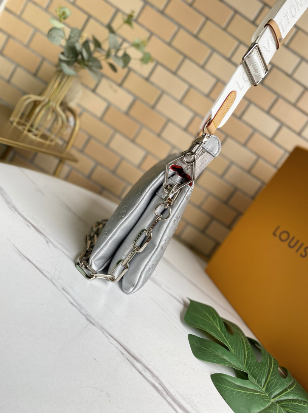 57789 Coussin LV Purse Silver