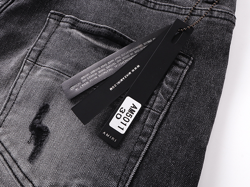 # AM5011 Amiri Brand Jeans