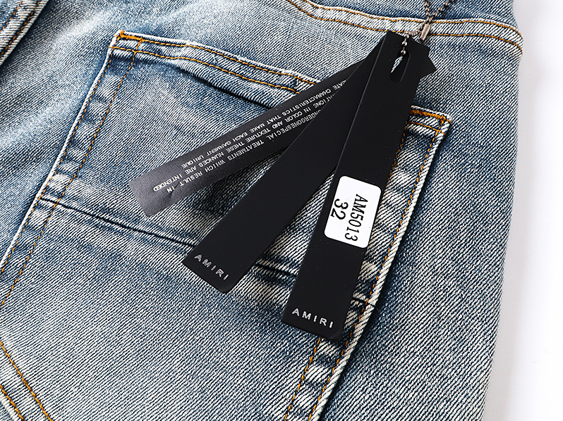 # AM5013 Amiri Brand Jeans